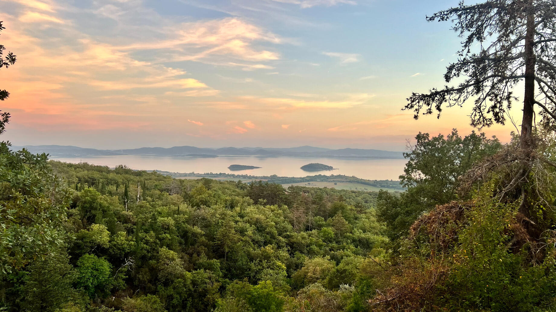 glamping tuscany lago trasimeno